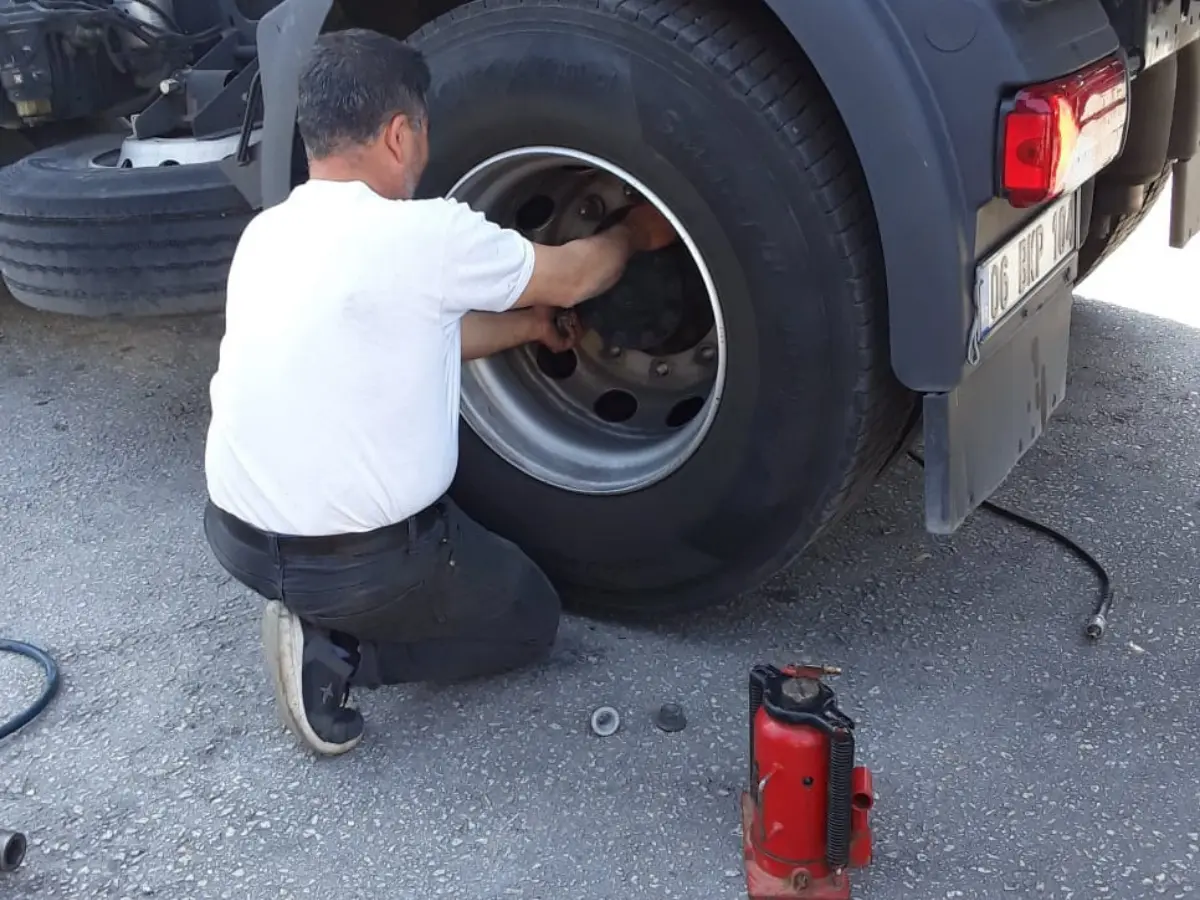 İnegöl Oto Lastikçi